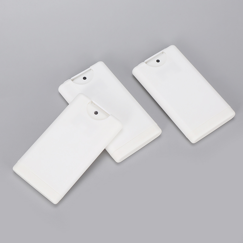 White Card Perfume Dispenser Spray Plastic Spray